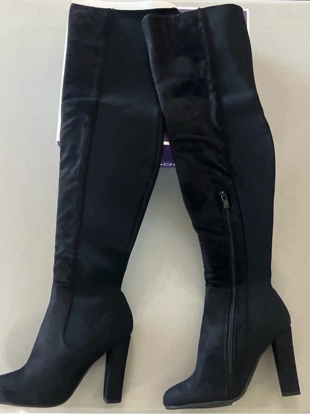 Black Knee-High Block Heel Boots - Women Shoes Size 5.5